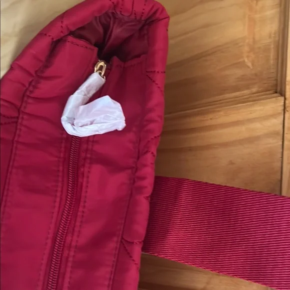 2 for 1 Victoria's Secret Red Quilted Tote Bag with Diamond Design - Picture 5 of 12